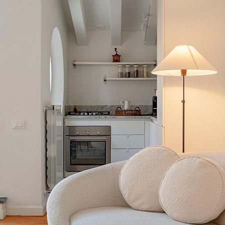 Waterfront Balcony I Grani 5 Resort Grand Suite Livorno Eksteriør bilde