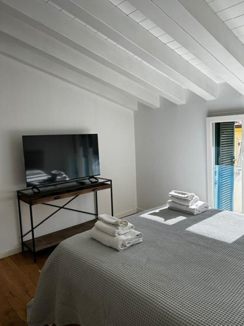 Waterfront Balcony I Grani 5 Resort Grand Suite Livorno Eksteriør bilde