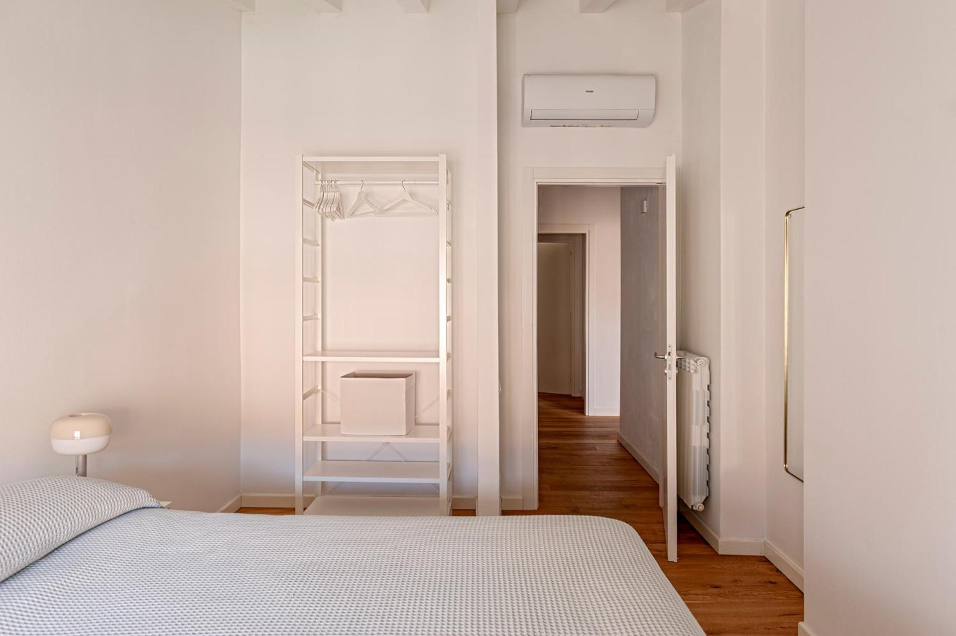 Waterfront Balcony I Grani 5 Resort Grand Suite Livorno Eksteriør bilde