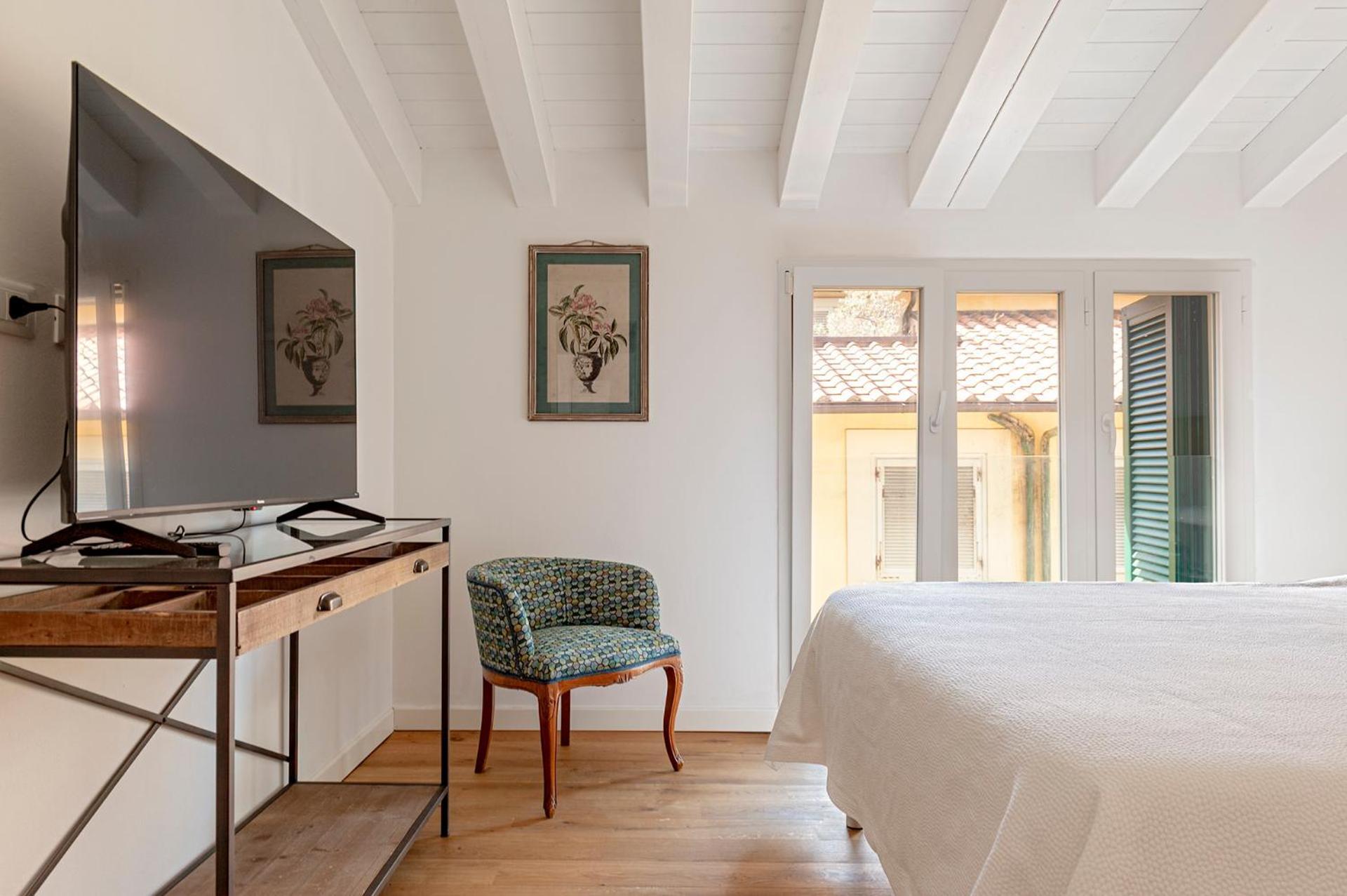 Waterfront Balcony I Grani 5 Resort Grand Suite Livorno Eksteriør bilde