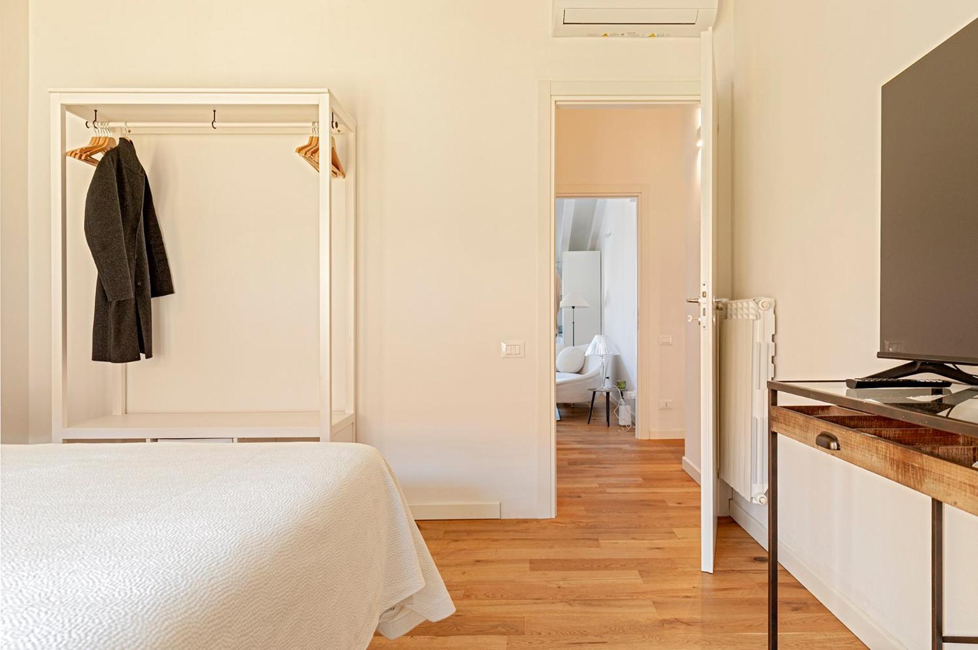 Waterfront Balcony I Grani 5 Resort Grand Suite Livorno Eksteriør bilde