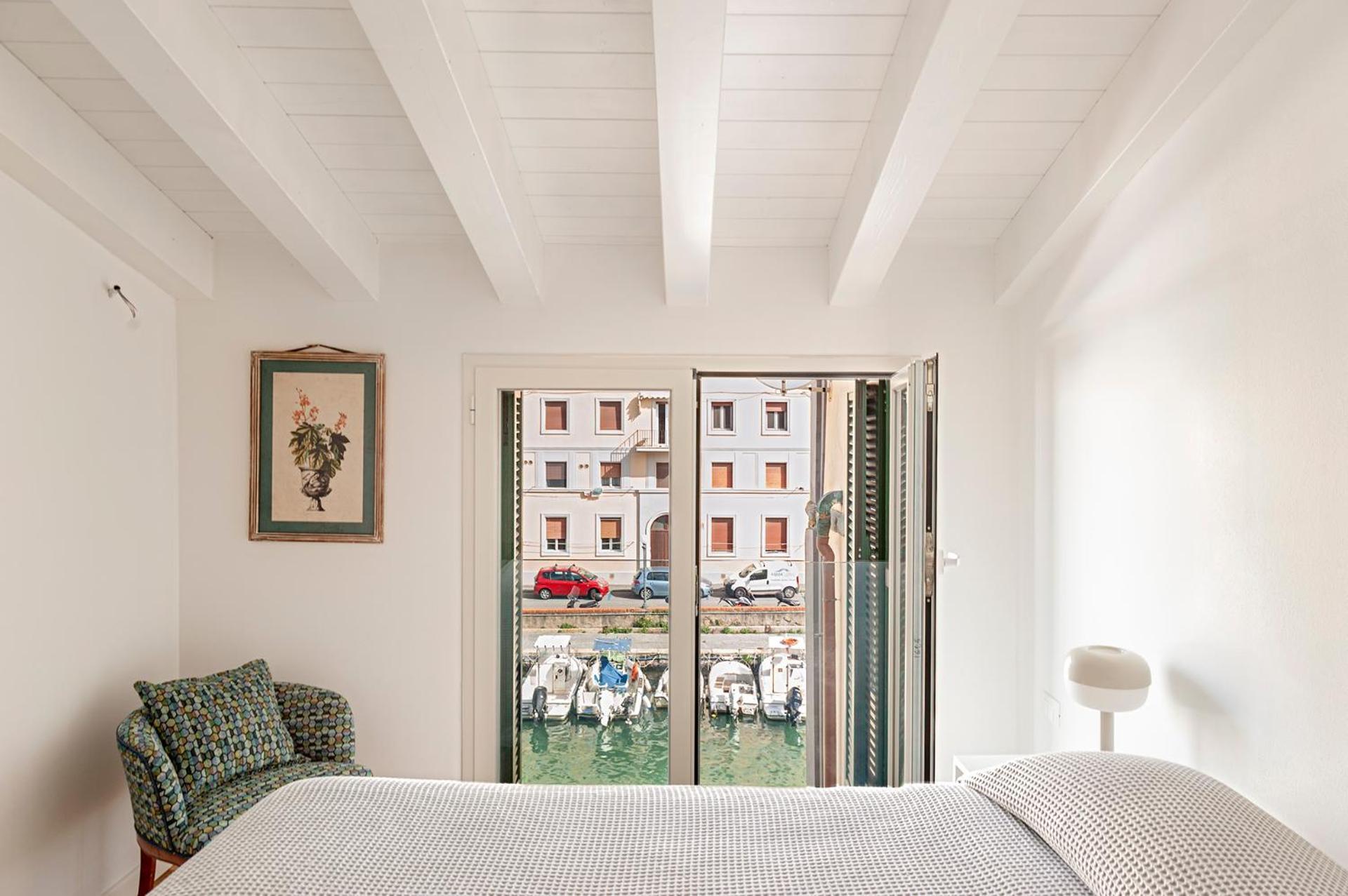 Waterfront Balcony I Grani 5 Resort Grand Suite Livorno Eksteriør bilde